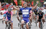 Oscar Freire wins the third stage of the Ruta del Sol 2010